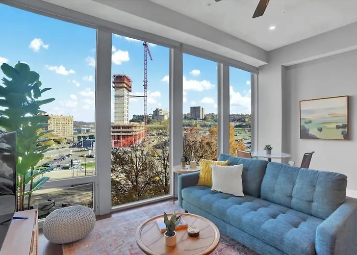 Apartment Cozysuites Posh 1br, Ppg Paints Arena, Pitts