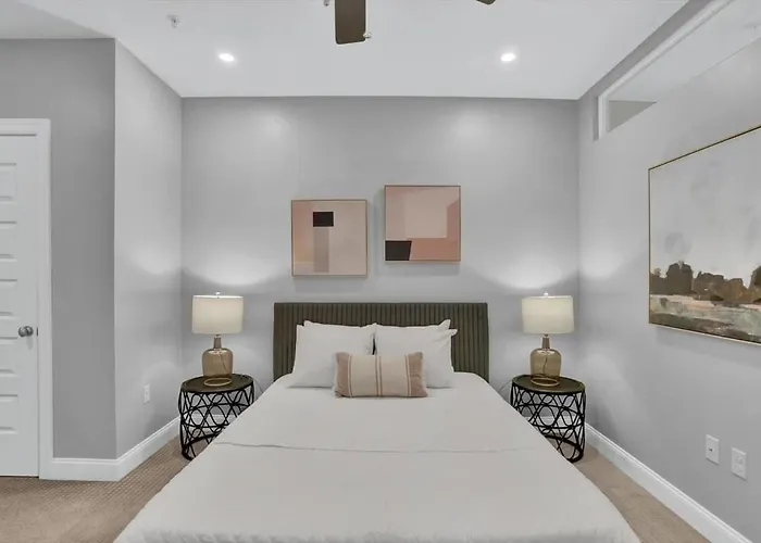 Apartment Cozysuites Posh 1br, Ppg Paints Arena, Pitts