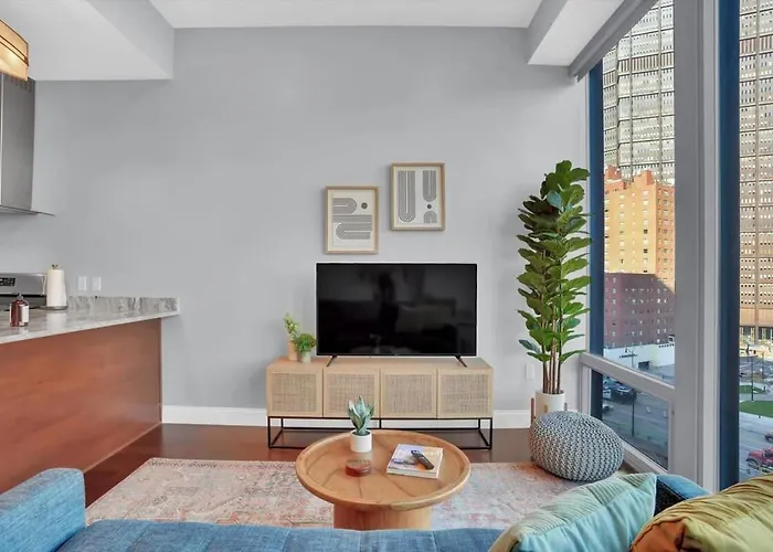 Cozysuites Posh 1br, Ppg Paints Arena, Pitts Apartment *